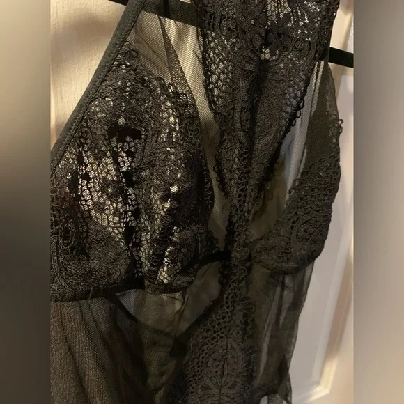 victoria’s Secret Body - Picture 6 of 6